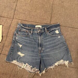 Curve Love High Rise 4" Mom Short